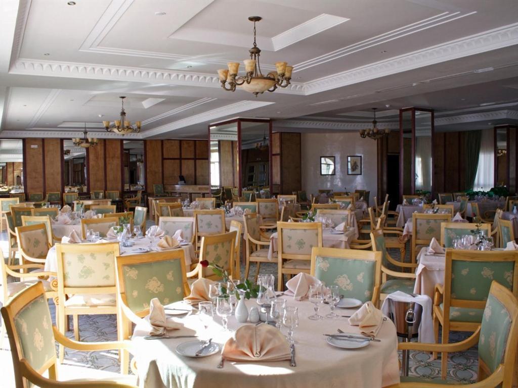 Les Oliviers Palace Sfax Buitenkant foto